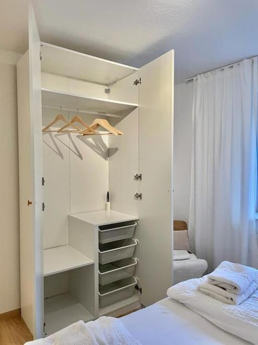 Stadt-Oase - Kostenlos Parken, Ruhig, Kliniken, Gop, Bali-Therme, Boxspringbett Bad Oeynhausen Luaran gambar