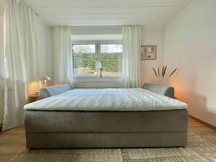 Stadt-Oase - Kostenlos Parken, Ruhig, Kliniken, Gop, Bali-Therme, Boxspringbett Bad Oeynhausen Luaran gambar